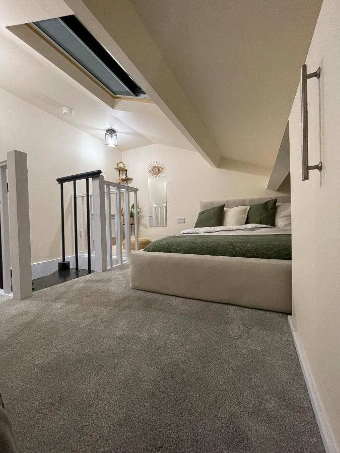 Unique Duplex Apartment Free Parking Free Wi-Fi 6 Minutes From Leeds City Centre Exterior foto