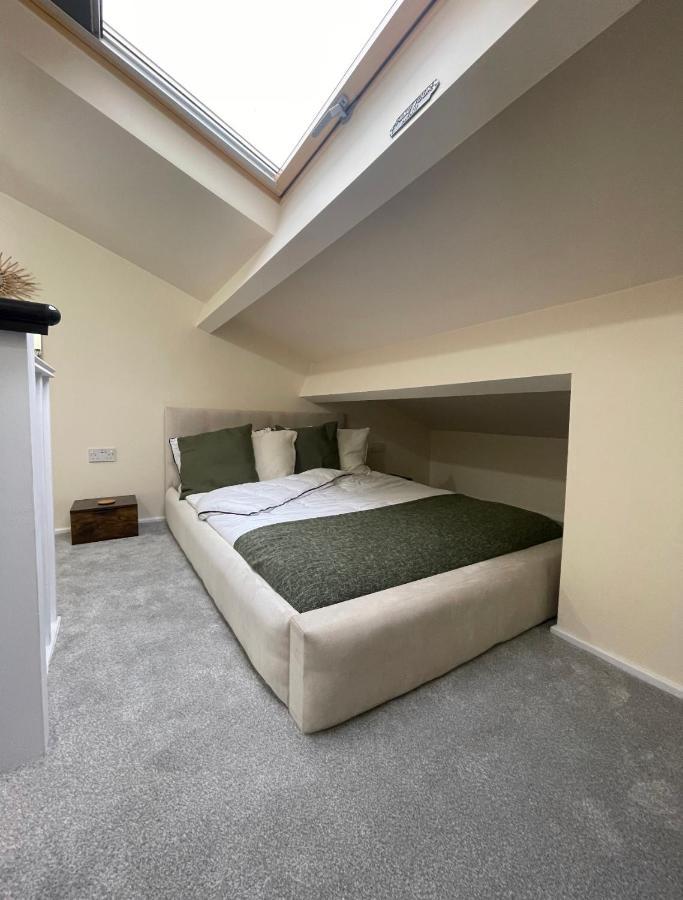 Unique Duplex Apartment Free Parking Free Wi-Fi 6 Minutes From Leeds City Centre Exterior foto